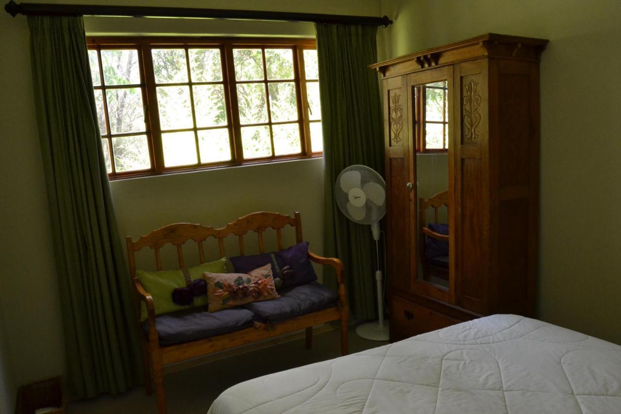 Woodlands Escape Clarens Hotel Esterno foto